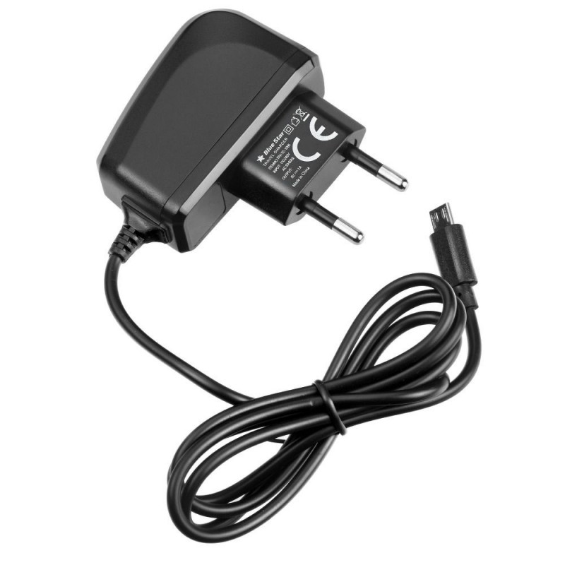 Universal Micro USB Universal 1A Melns